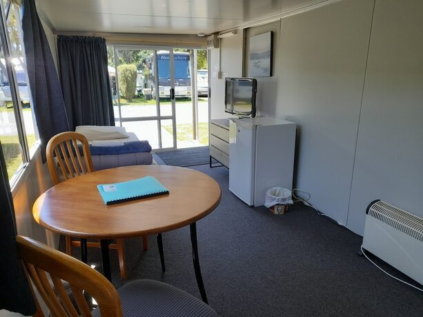 Imagen de la habitación del Hotel Waikawa Bay Holiday Park. Foto 14