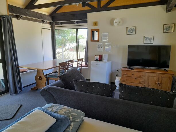Imagen de la habitación del Hotel Waikawa Bay Holiday Park. Foto 23