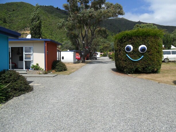 Imagen de los interiores del Hotel Waikawa Bay Holiday Park. Foto 37