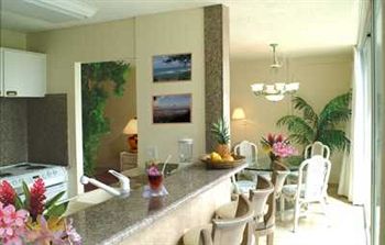 Imagen de la habitación del Hotel Waikiki Beach Condominiums. Foto 3
