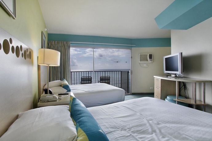 Imagen de la habitación del Hotel Waikiki Circle by Castle. Foto 2