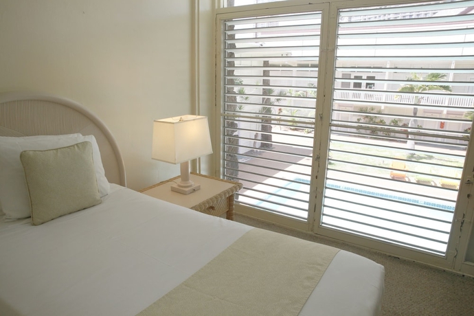 Imagen de la habitación del Hotel Waikiki Heritage. Foto 11