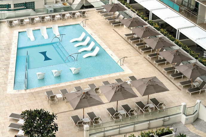 Imagen de la piscina del Hotel Waikiki Marina Resort at the Ilikai. Foto 18