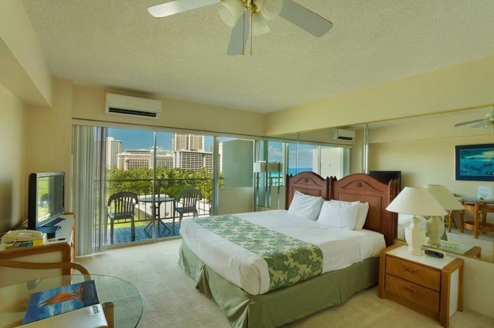 Imagen de la habitación del Hotel Waikiki Shore By Outrigger. Foto 7