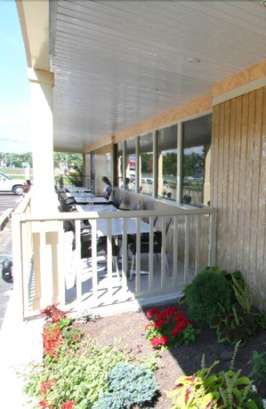 Imagen del bar/restaurante del Hotel Wainfleet Motel and Restaurant. Foto 2