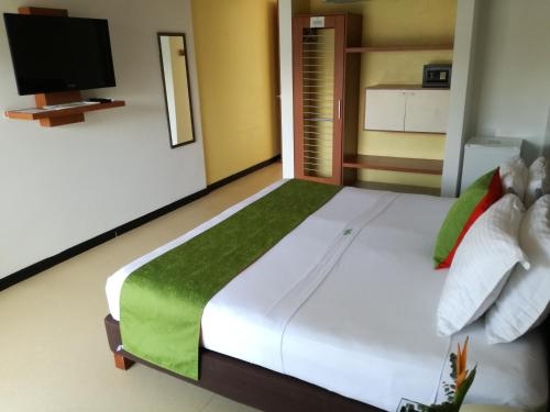 Imagen de la habitación del Hotel Waira Suites, Leticia. Foto 6