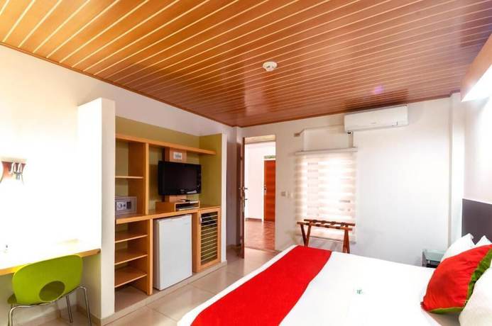 Imagen de la habitación del Hotel Waira Suites, Leticia. Foto 17
