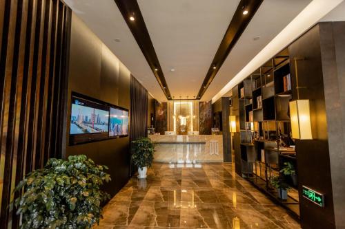 Imagen general del Hotel Waiting - Jiande Xin\'an River Riverside. Foto 5