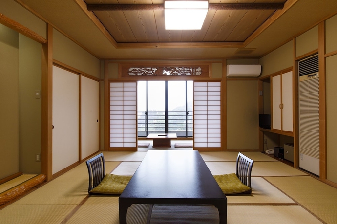 Imagen de la habitación del Hotel Wakamiro. Foto 10