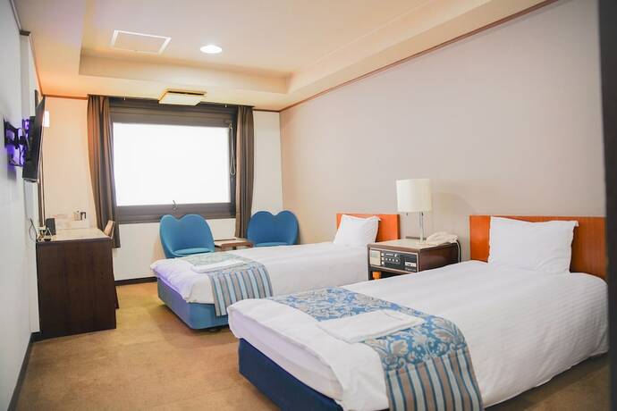 Imagen de la habitación del Hotel Wakayama Green Hotel. Foto 30