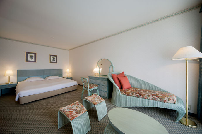 Imagen de la habitación del Hotel Wakayama Marina City. Foto 9