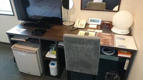 Imagen de la habitación del Hotel Wakayama Urban. Foto 5