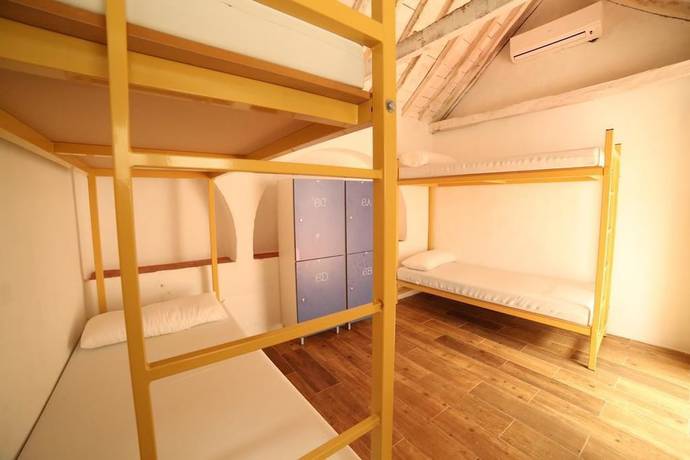 Imagen de la habitación del Hotel Wake Up In Tarifa - Hostel. Foto 16