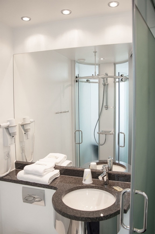 Imagen de la habitación del Hotel Wakeup Copenhagen Borgergade. Foto 9