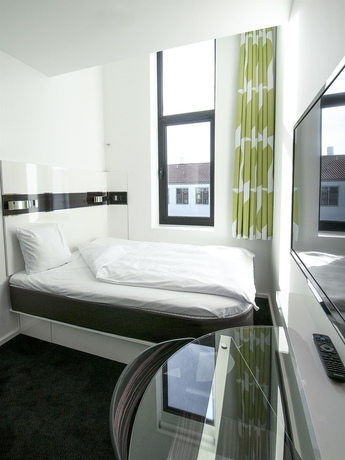 Imagen de la habitación del Hotel Wakeup Copenhagen Borgergade. Foto 11