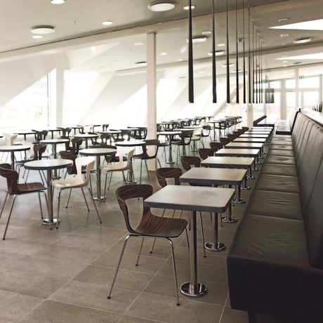 Imagen del bar/restaurante del Hotel Wakeup Copenhagen Carsten Niebuhrs Gade. Foto 4