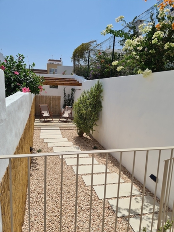 Imagen de la habitación del Hotel Waki Conscious. Foto 13