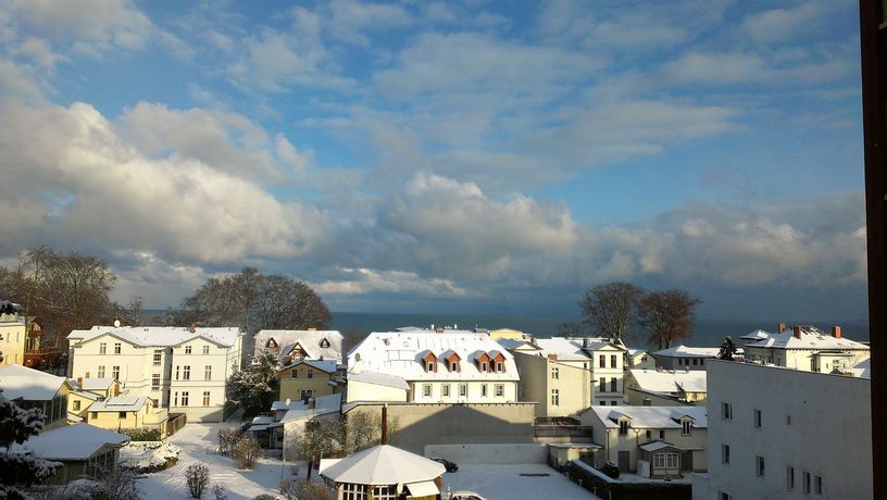 Imagen de los exteriores del Hotel Wald Und See. Foto 3