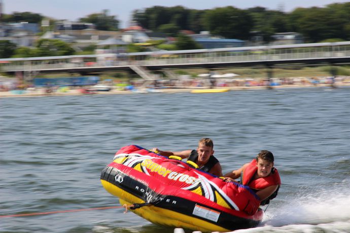 Imagen de los exteriores del Hotel Wald Und See. Foto 4