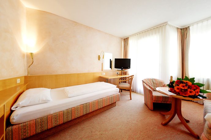 Imagen de la habitación del Hotel Waldachtal. Foto 6