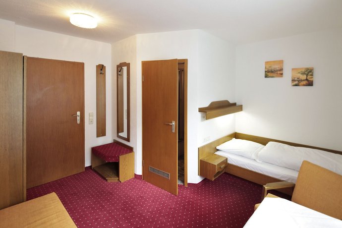 Imagen de la habitación del Hotel Waldeck. Foto 5