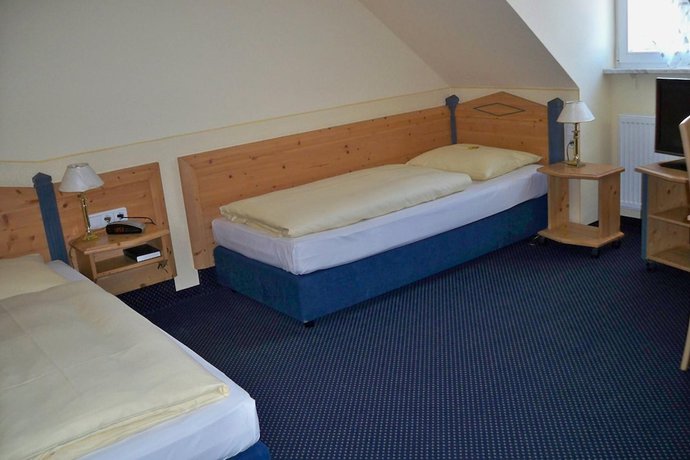 Imagen de la habitación del Hotel Waldeck Garni. Foto 8