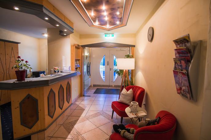 Imagen de los interiores del Hotel Waldeck Garni. Foto 20