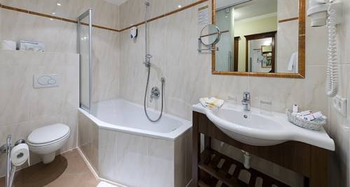 Imagen de la habitación del Hotel Waldfriede. Foto 8