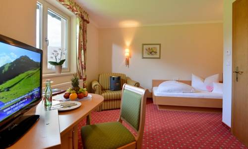 Imagen general del Hotel Waldfriede, F&uuml;genberg . Foto 1
