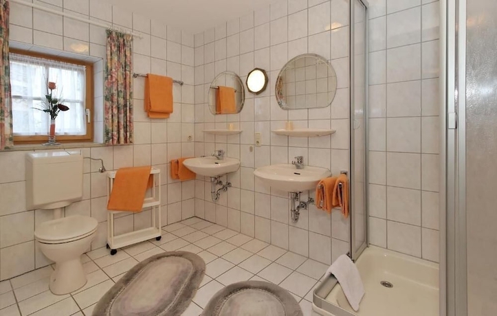Imagen de la habitación del Hotel Waldfrieden, Spiegelau. Foto 12