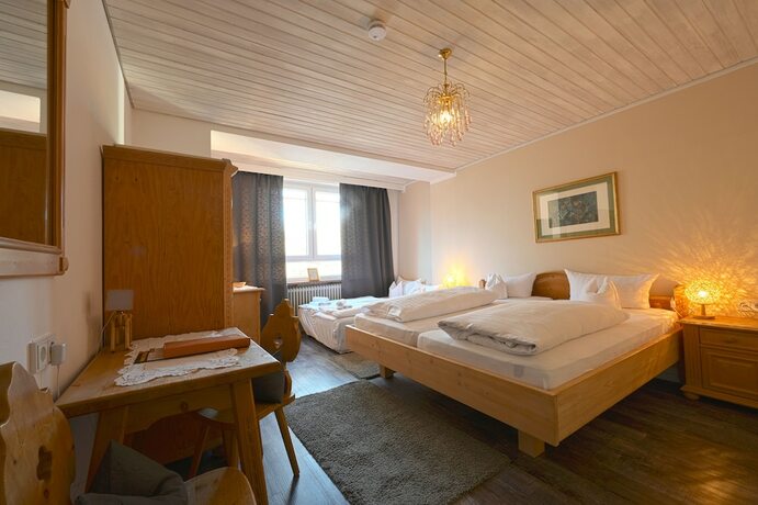 Imagen de la habitación del Hotel Waldgasthof Buchenhain. Foto 14