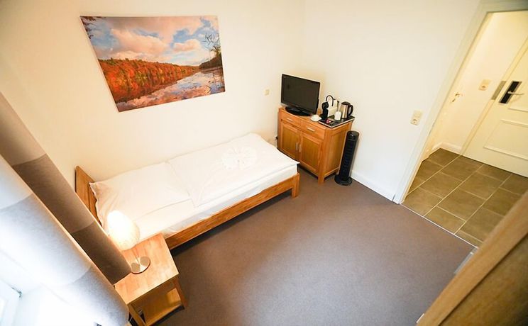 Imagen de la habitación del Hotel Waldhalle. Foto 10