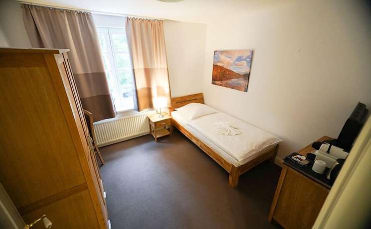 Imagen de la habitación del Hotel Waldhalle. Foto 11