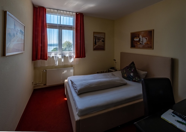 Imagen de la habitación del Hotel Waldhaus Jakob. Foto 13