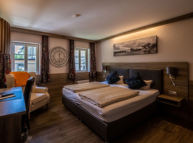 Imagen de la habitación del Hotel Waldhaus Jakob. Foto 17