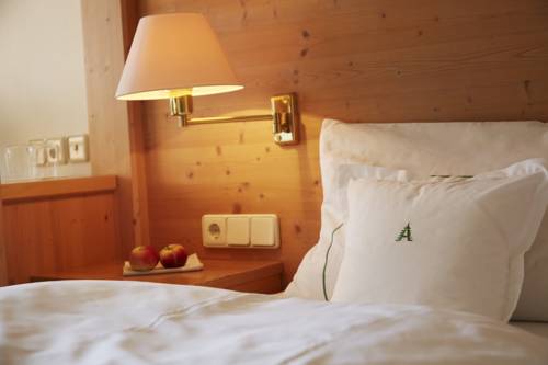 Imagen de la habitación del Hotel Waldhaus Ohlenbach. Foto 6