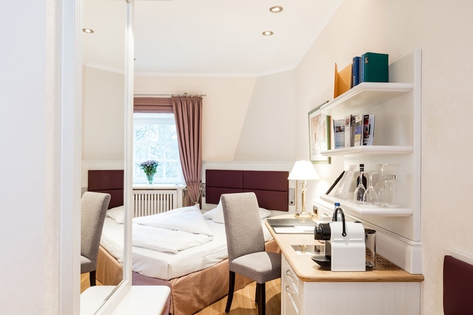 Imagen de la habitación del Hotel Waldhaus Reinbek. Foto 2