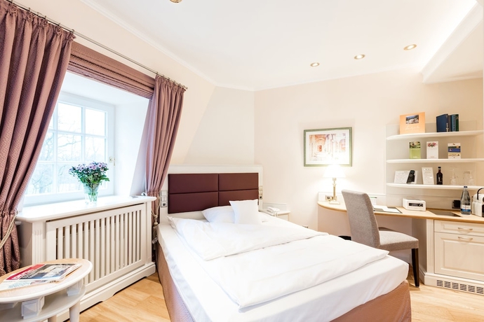 Imagen de la habitación del Hotel Waldhaus Reinbek. Foto 3