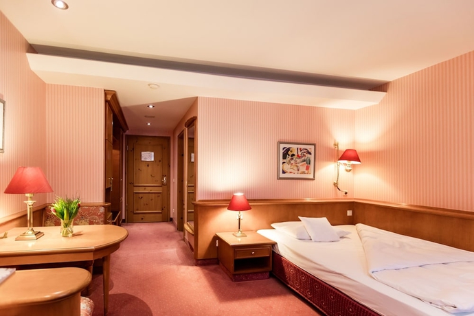 Imagen de la habitación del Hotel Waldhaus Reinbek. Foto 16