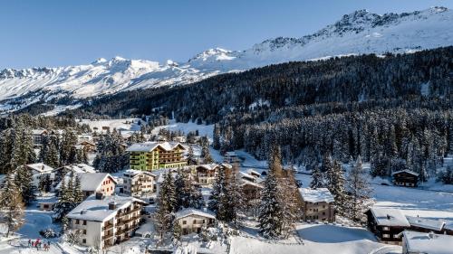 Imagen general del Hotel Waldhaus am See, Valbella. Foto 4