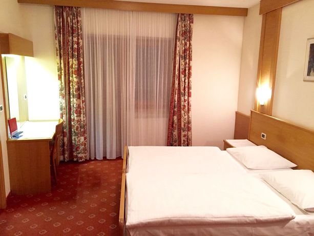 Imagen de la habitación del Hotel Waldheim, Sarnonico. Foto 9