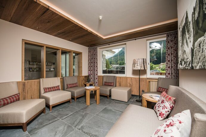 Imagen general del Hotel Waldheim Sexten Sesto. Foto 13