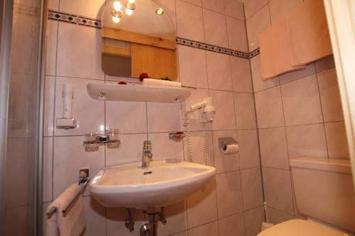 Imagen de la habitación del Hotel Waldhof. Foto 8