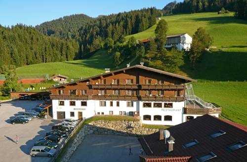 Imagen general del Hotel Waldhof, Scheffau am Wilden Kaiser. Foto 1