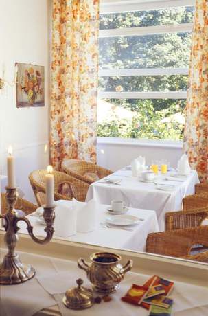 Imagen del bar/restaurante del Hotel Waldhof auf Herrenland. Foto 10