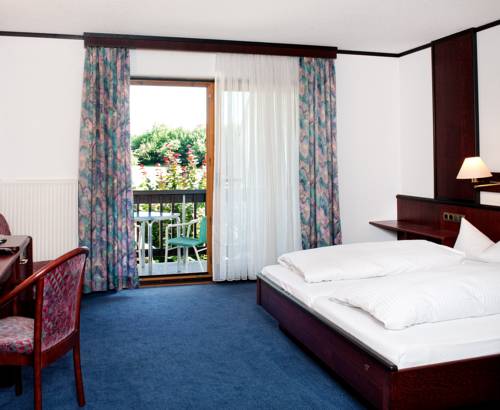 Imagen de la habitación del Hotel Waldhorn, Friedrichshafen. Foto 3