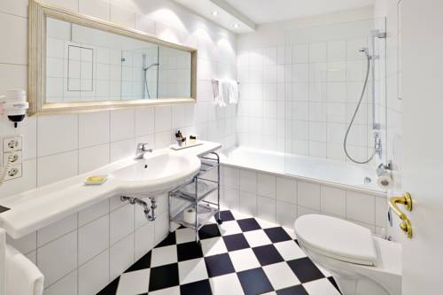 Imagen de la habitación del Hotel Waldhorn, Ravensburg. Foto 16