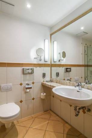 Imagen de la habitación del Hotel Waldhotel Bad Sulzburg. Foto 5