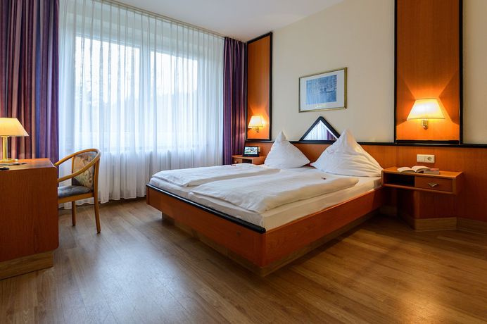 Imagen de la habitación del Hotel Waldhotel Berghof. Foto 3