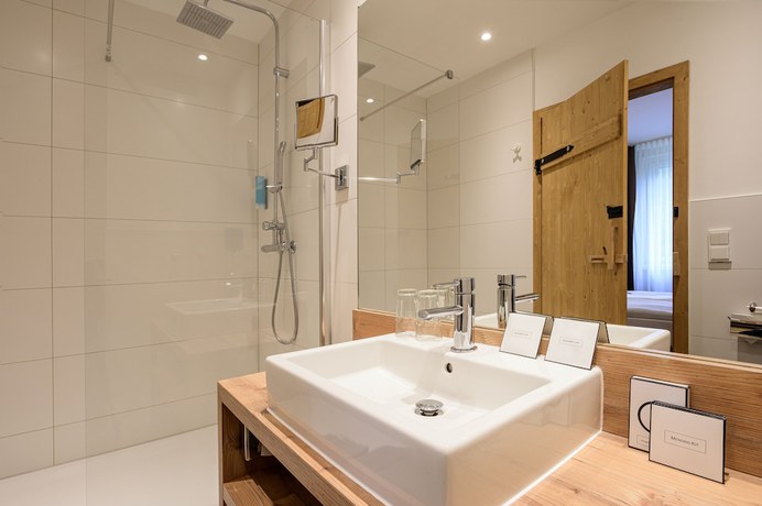 Imagen de la habitación del Hotel Waldhotel Berghof. Foto 6